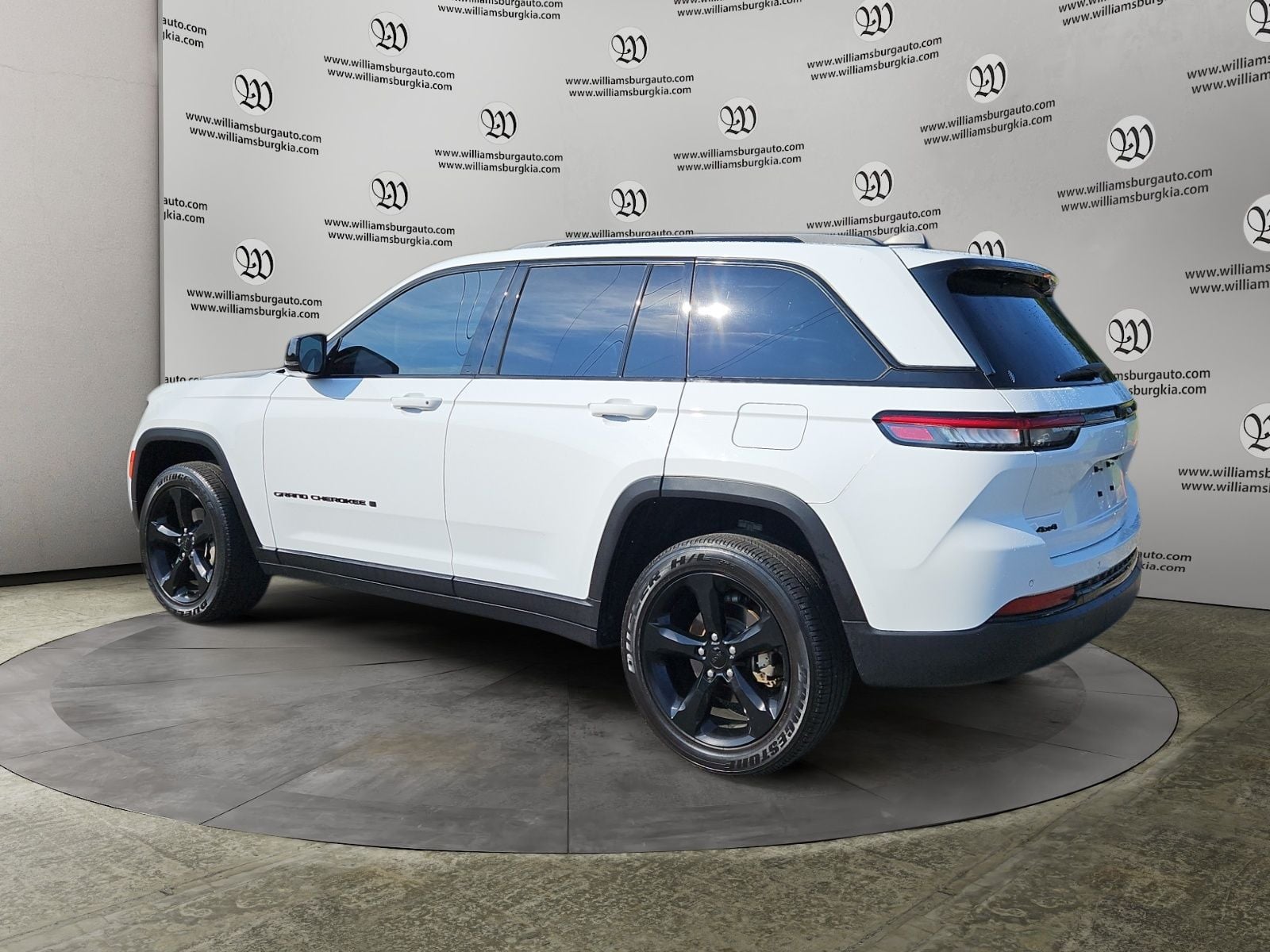 2024 Jeep Grand Cherokee Altitude Photo in Williamsburg VA 23185