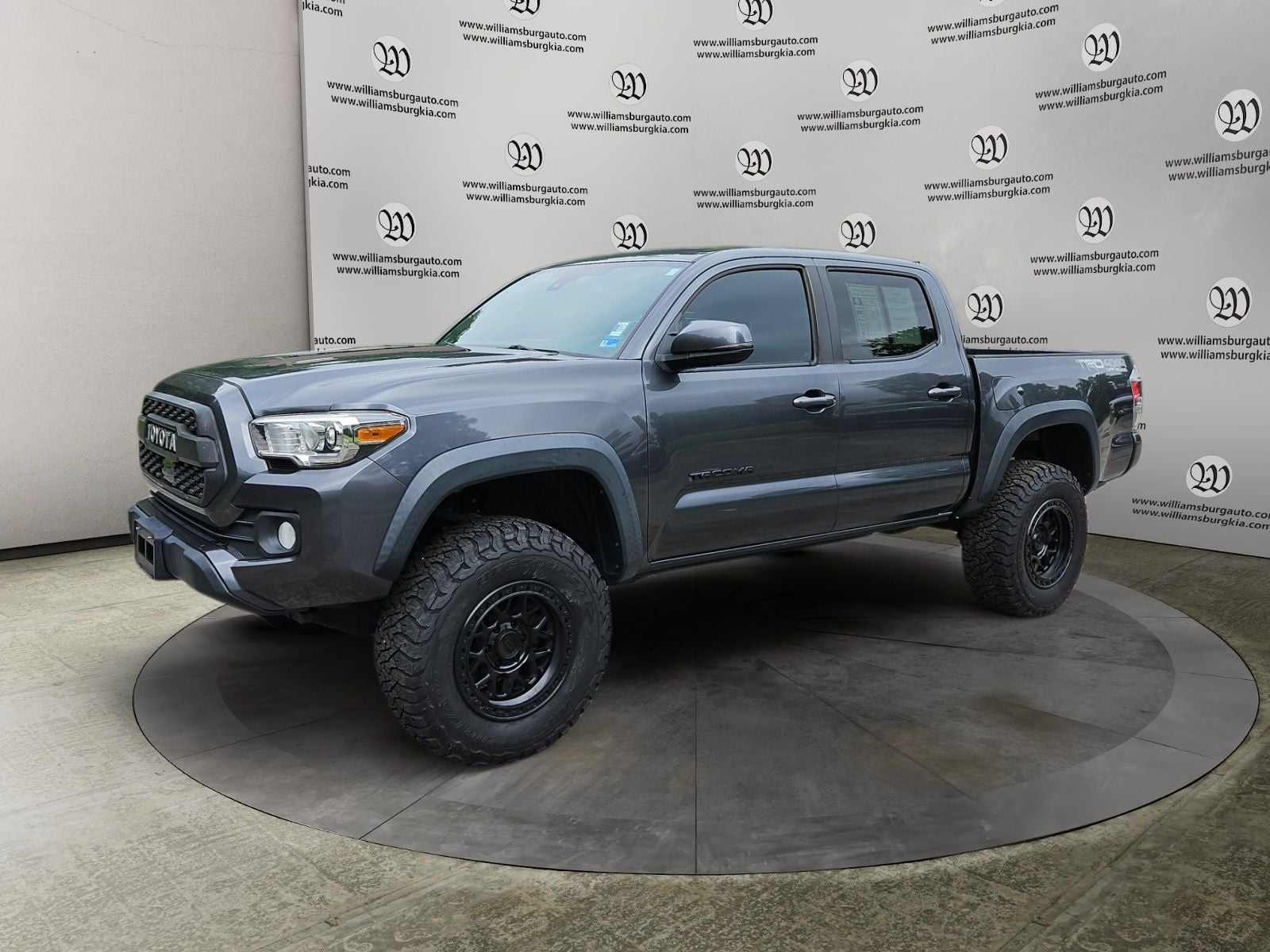 2020 Toyota Tacoma TRD Off-Road Photo in Williamsburg VA 23185