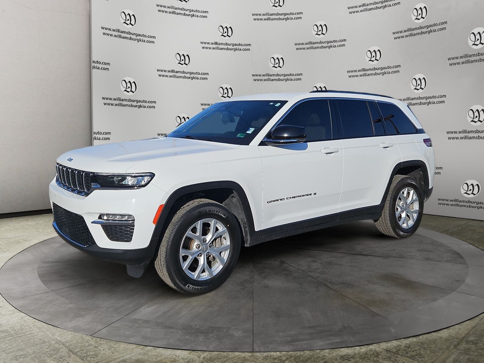 2023 Jeep Grand Cherokee Limited Photo in Williamsburg VA 23185