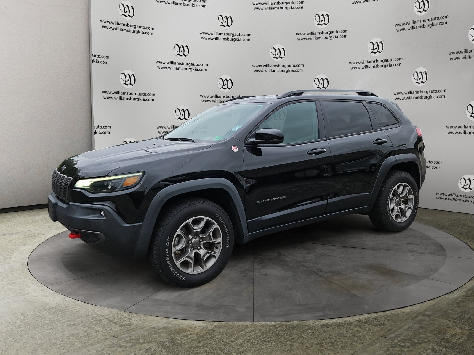 2022 Jeep Cherokee Trailhawk Photo in Williamsburg VA 23185