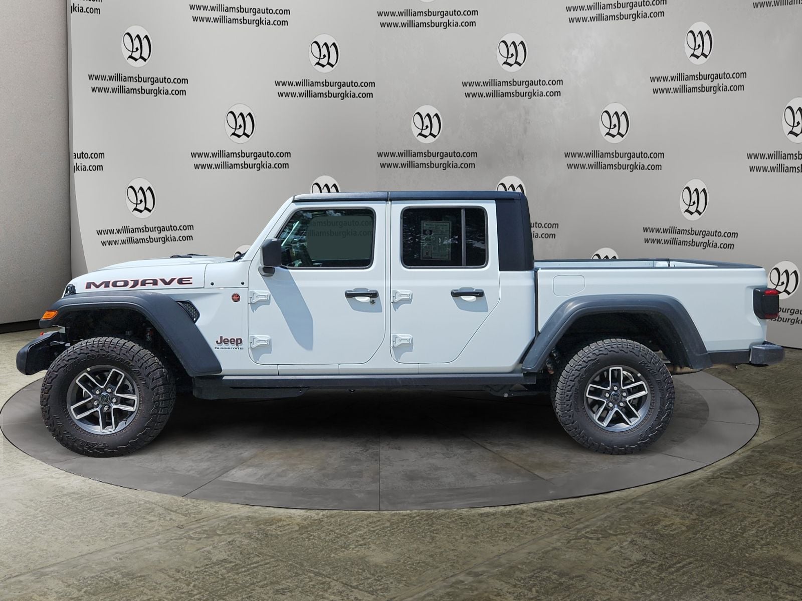 2026 Jeep Gladiator Mojave Photo in Williamsburg VA 23185